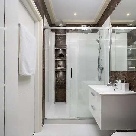 Heart Of 2br Haven Appartement